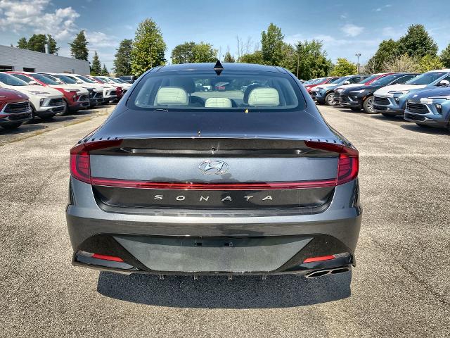 2022 Hyundai Sonata Vehicle Photo in BOSTON, NY 14025-9684