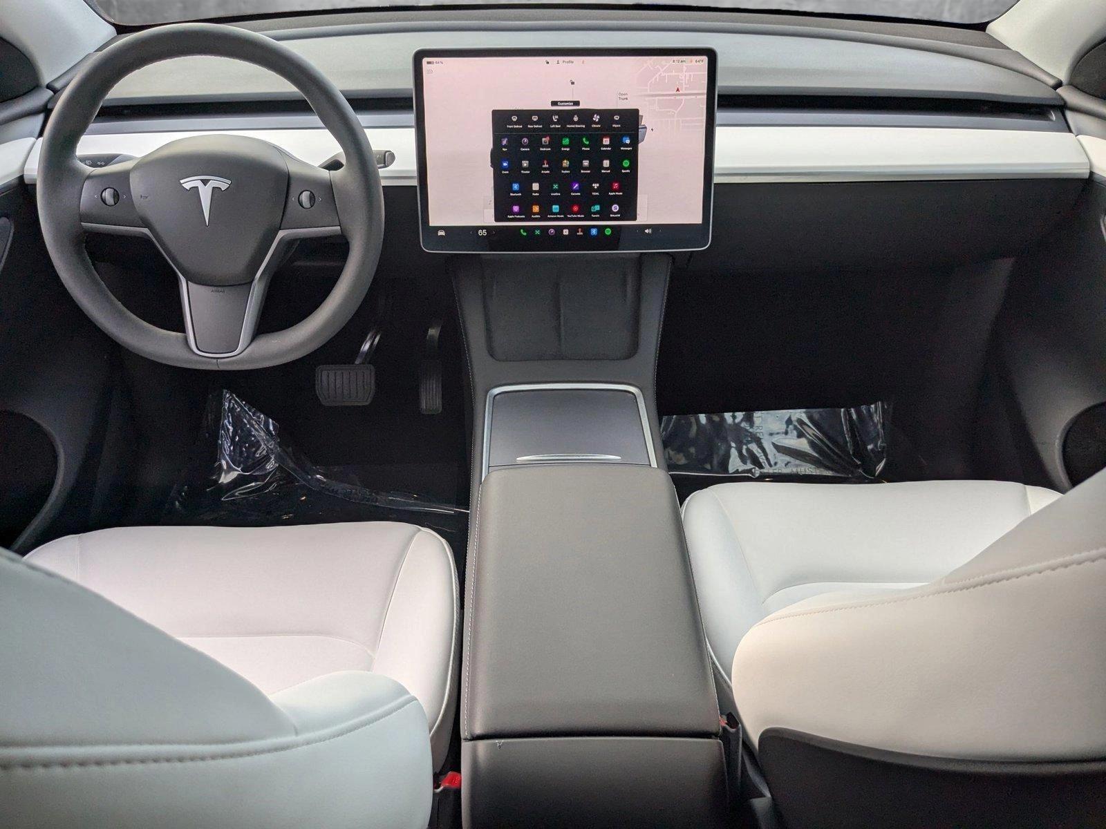 2024 Tesla Model Y Vehicle Photo in Miami, FL 33169