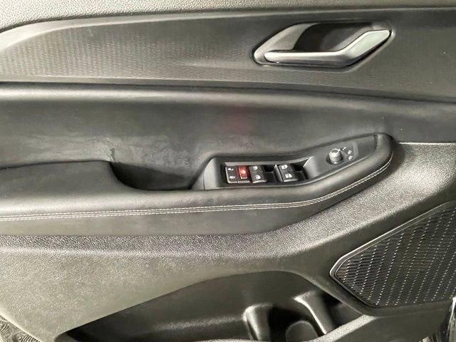 2023 Jeep Grand Cherokee L Vehicle Photo in PHOENIX, AZ 85014-3381