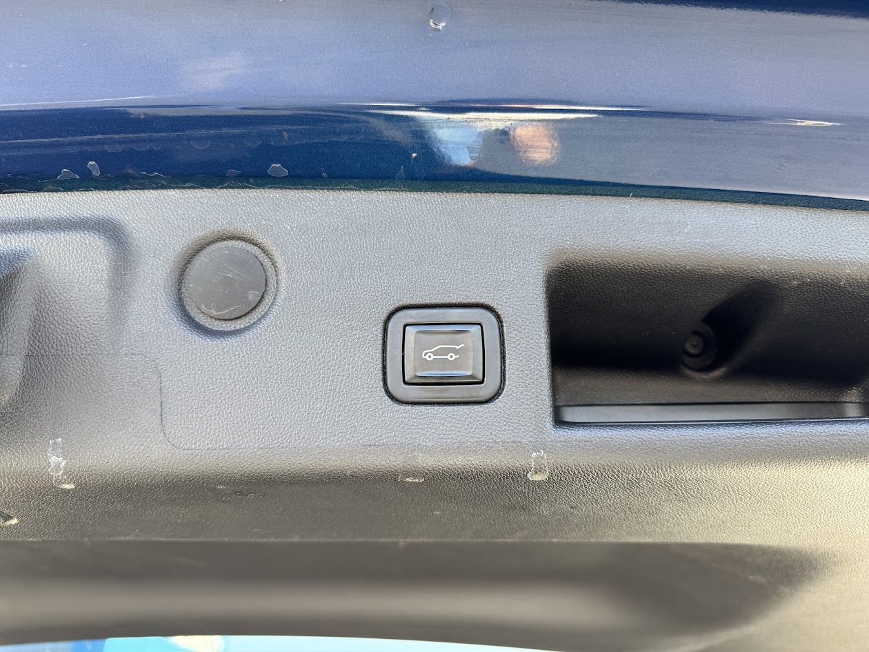 2022 Chevrolet Equinox Vehicle Photo in BOONVILLE, IN 47601-9633