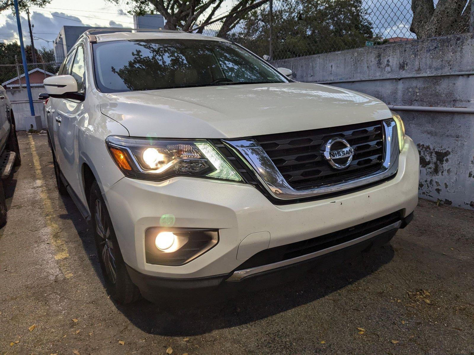 2019 Nissan Pathfinder Vehicle Photo in MIAMI, FL 33134-2699