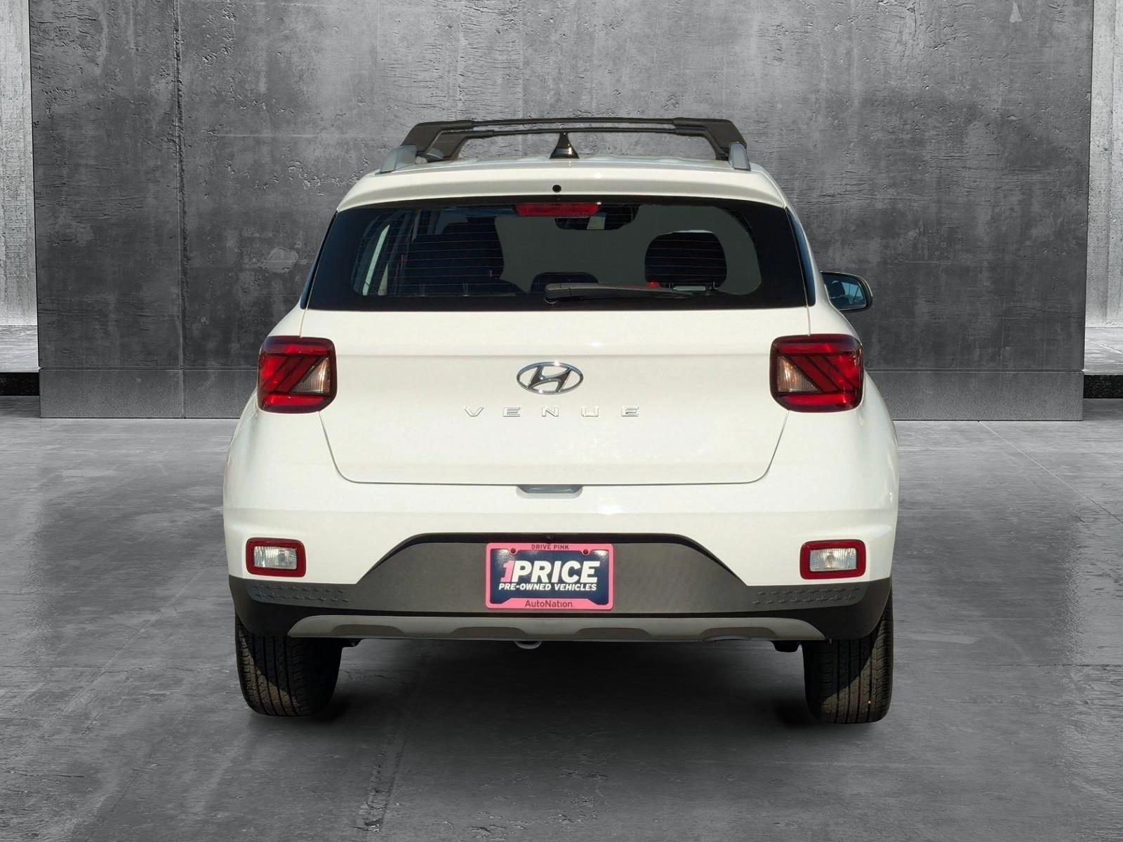 2021 Hyundai VENUE Vehicle Photo in St. Petersburg, FL 33713