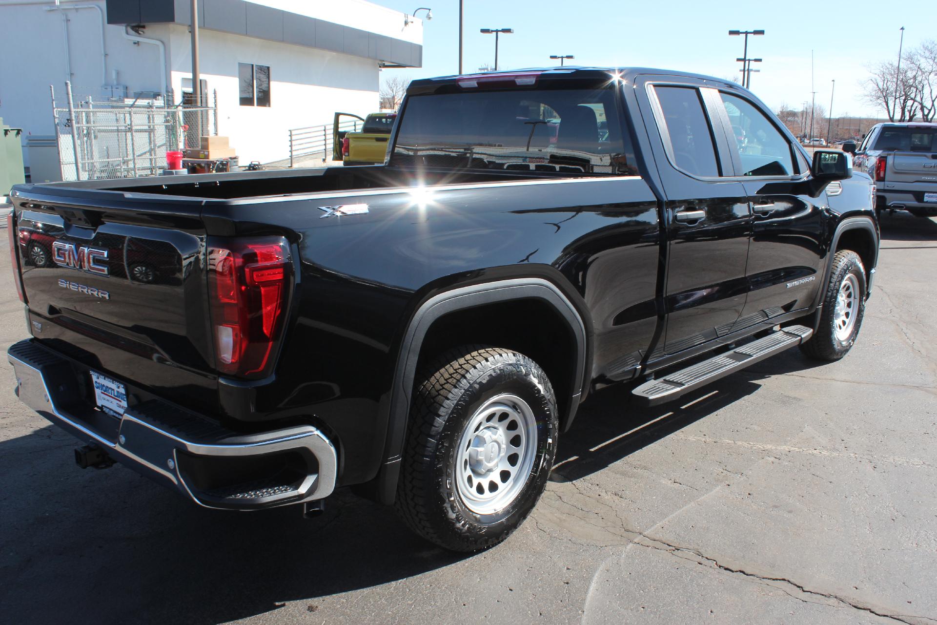 2025 GMC Sierra 1500 Vehicle Photo in AURORA, CO 80012-4011