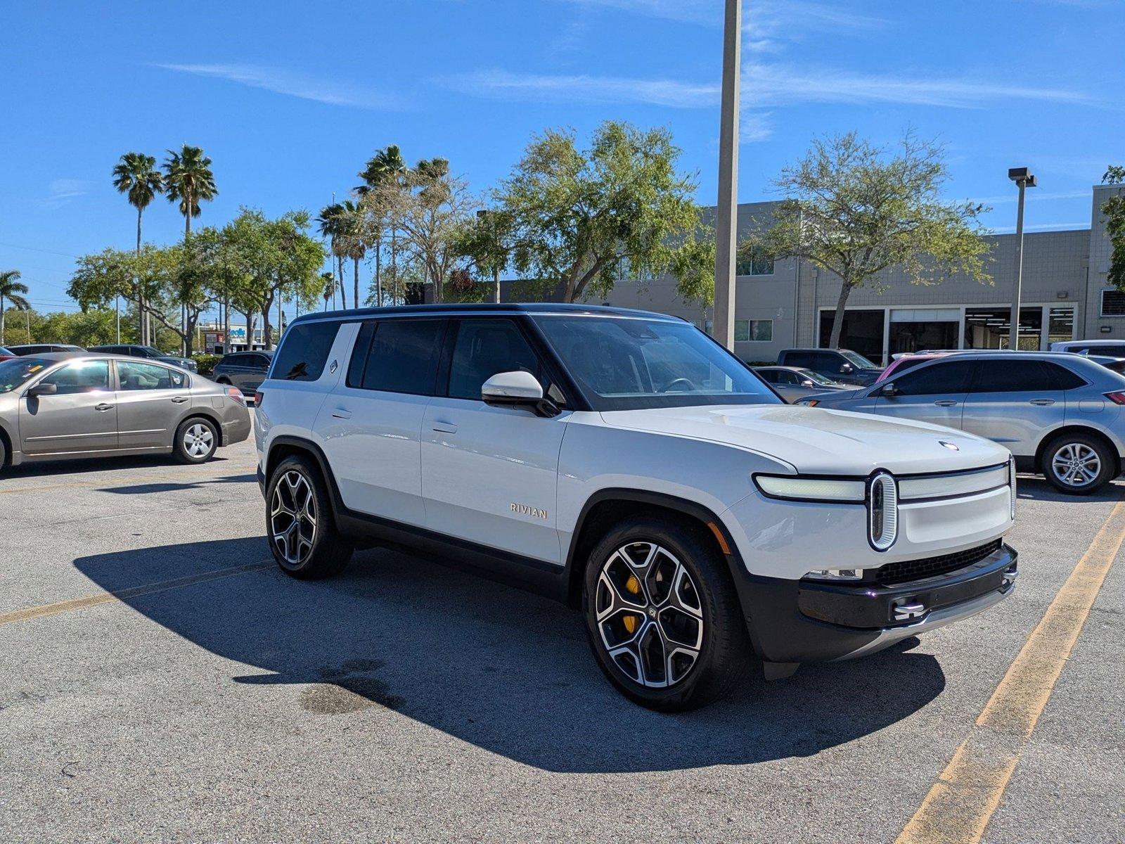 2023 Rivian R1S Vehicle Photo in Clearwater, FL 33765