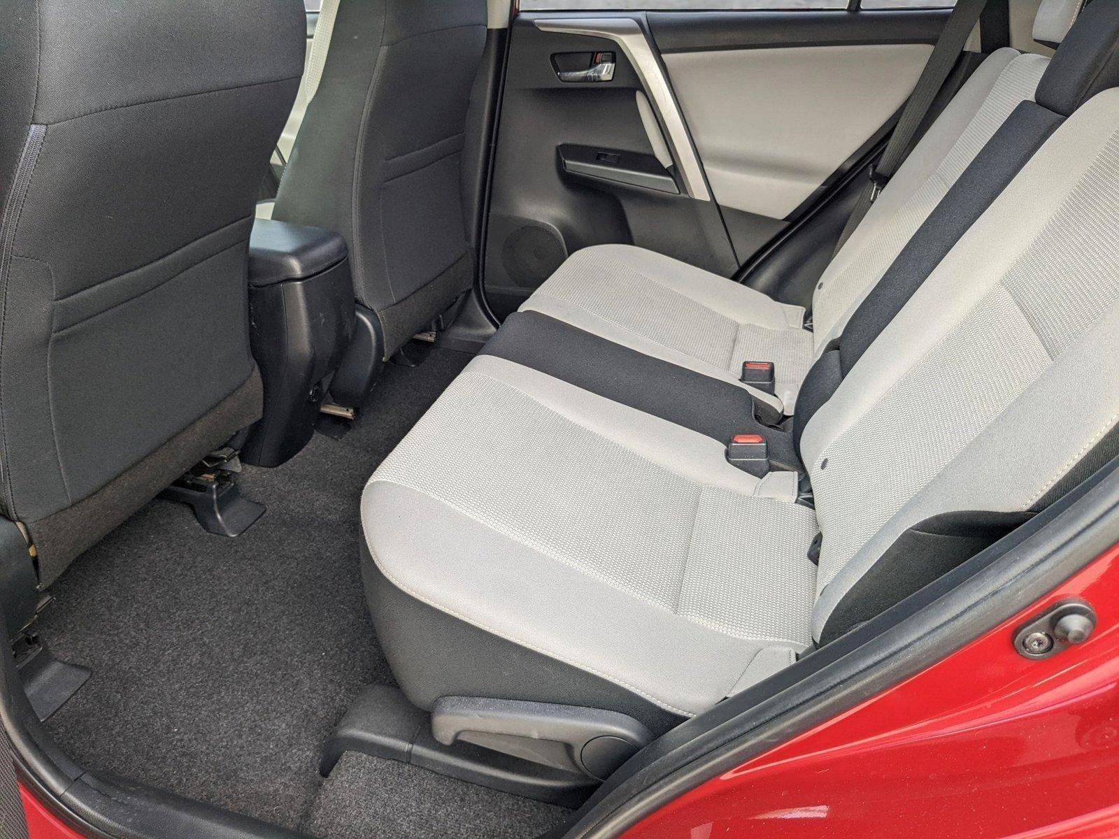 2017 Toyota RAV4 Vehicle Photo in Davie, FL 33331