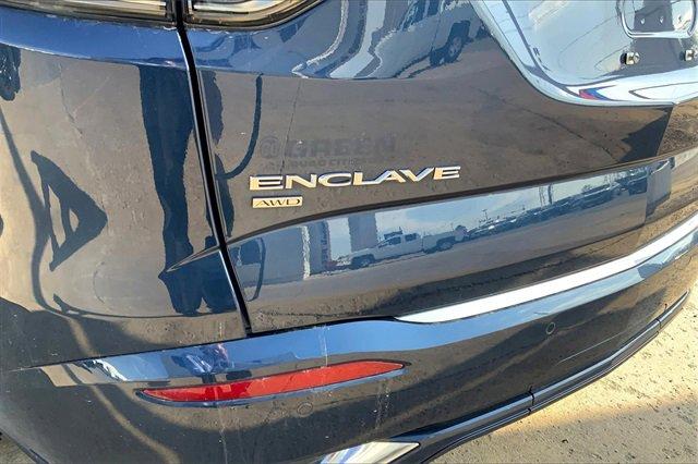 2024 Buick Enclave Vehicle Photo in TOPEKA, KS 66609-0000