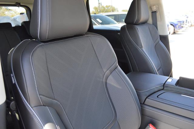 2025 INFINITI QX80 Vehicle Photo in Houston, TX 77090
