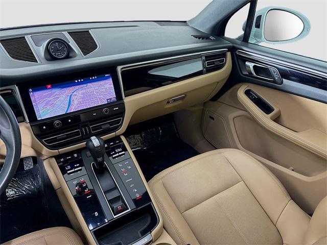 2022 Porsche Macan Vehicle Photo in Puyallup, WA 98371