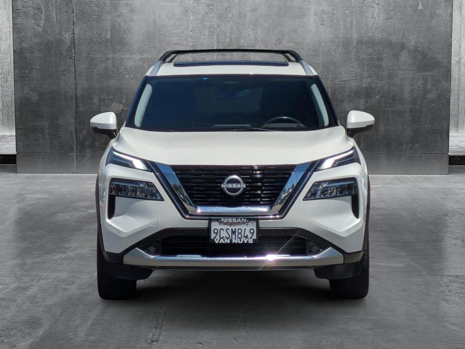 2022 Nissan Rogue Vehicle Photo in Valencia, CA 91355-1794