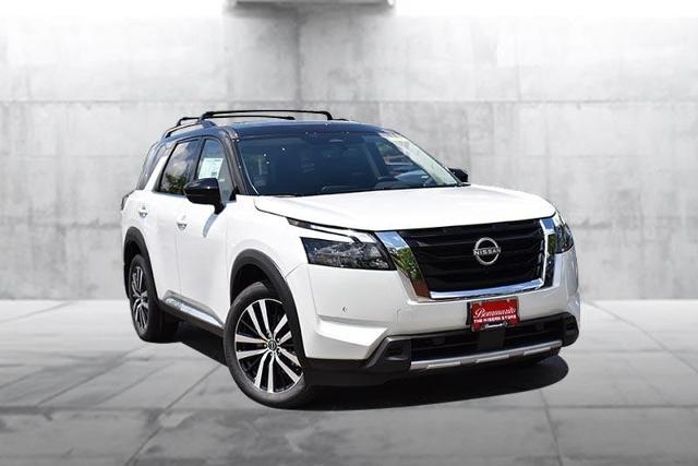 2025 Nissan Pathfinder Vehicle Photo in Ballwin, MO 63011