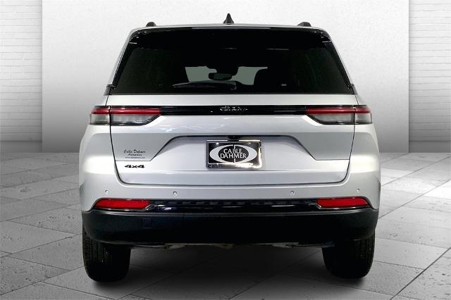 2024 Jeep Grand Cherokee Vehicle Photo in Kansas City, MO 64114