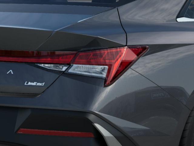 2025 Hyundai ELANTRA Vehicle Photo in Peoria, IL 61615
