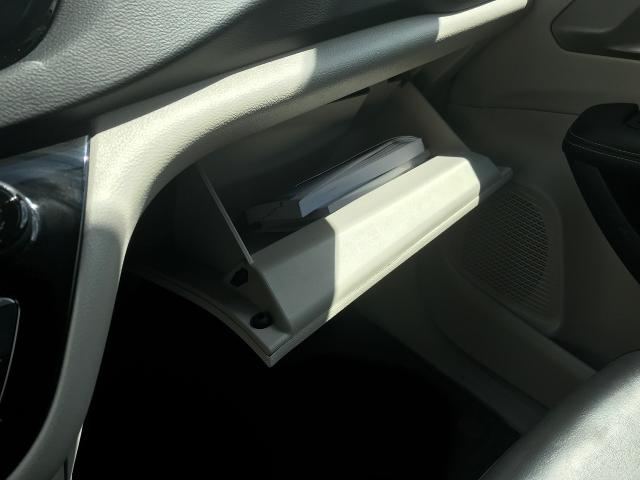 2023 Chrysler Pacifica Vehicle Photo in GREEN BAY, WI 54303-3330