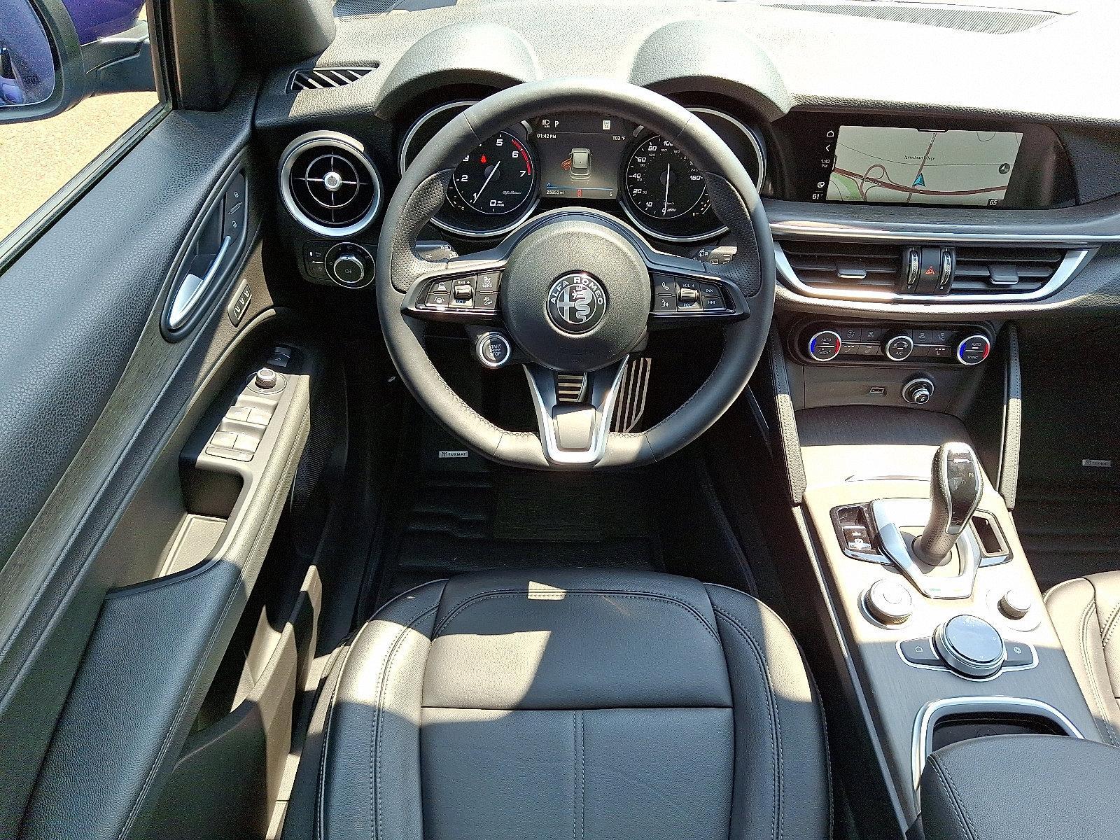 2022 Alfa Romeo Stelvio Vehicle Photo in Willow Grove, PA 19090
