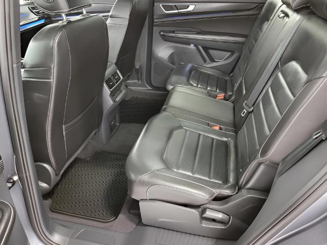 2024 Volkswagen Atlas Cross Sport Vehicle Photo in Oshkosh, WI 54904