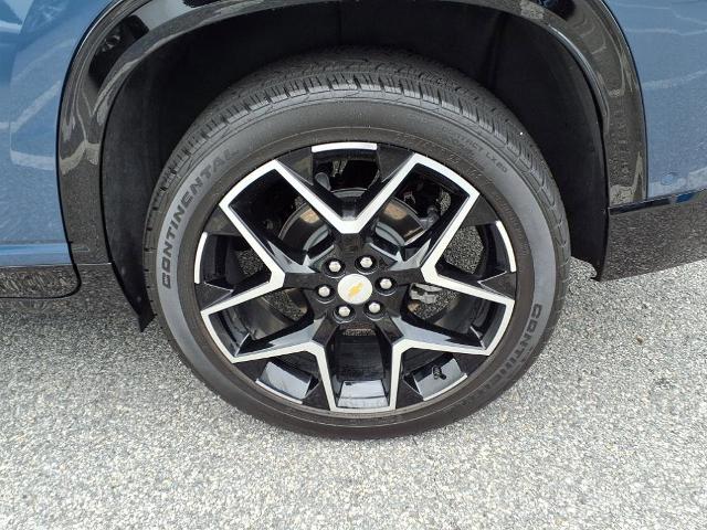 2025 Chevrolet Traverse Vehicle Photo in EMPORIA, VA 23847-1235