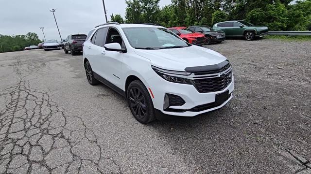 2022 Chevrolet Equinox Vehicle Photo in Pleasant Hills, PA 15236