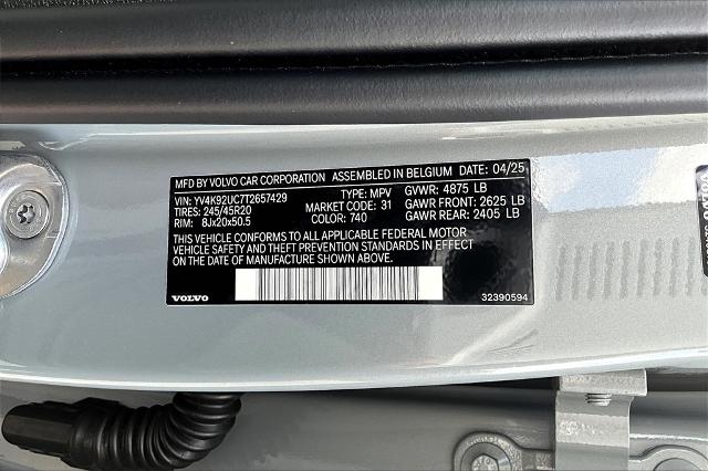 2026 Volvo XC40 Vehicle Photo in Houston, TX 77007