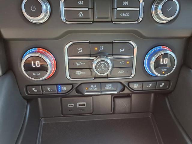 2023 GMC Yukon Vehicle Photo in EMPORIA, VA 23847-1235