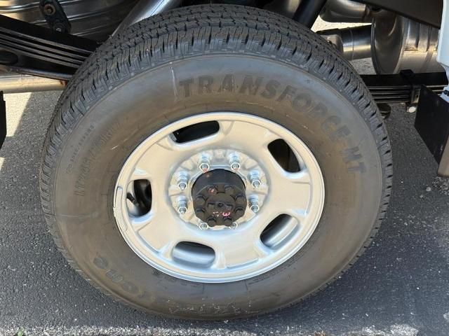 2025 GMC Sierra 2500 HD Vehicle Photo in COLUMBIA, MO 65203-3903
