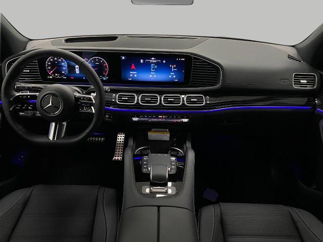 2025 Mercedes-Benz GLS Vehicle Photo in Appleton, WI 54913