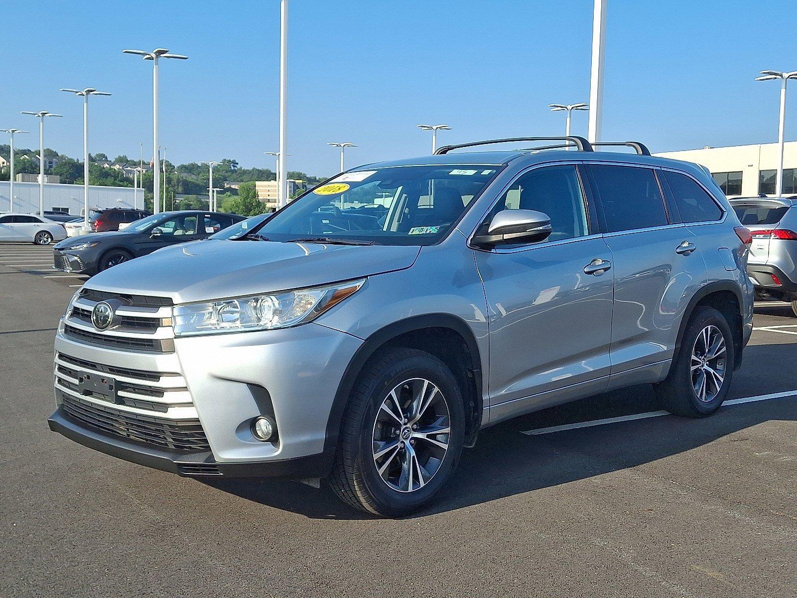 2018 Toyota Highlander Vehicle Photo in Harrisburg, PA 17111