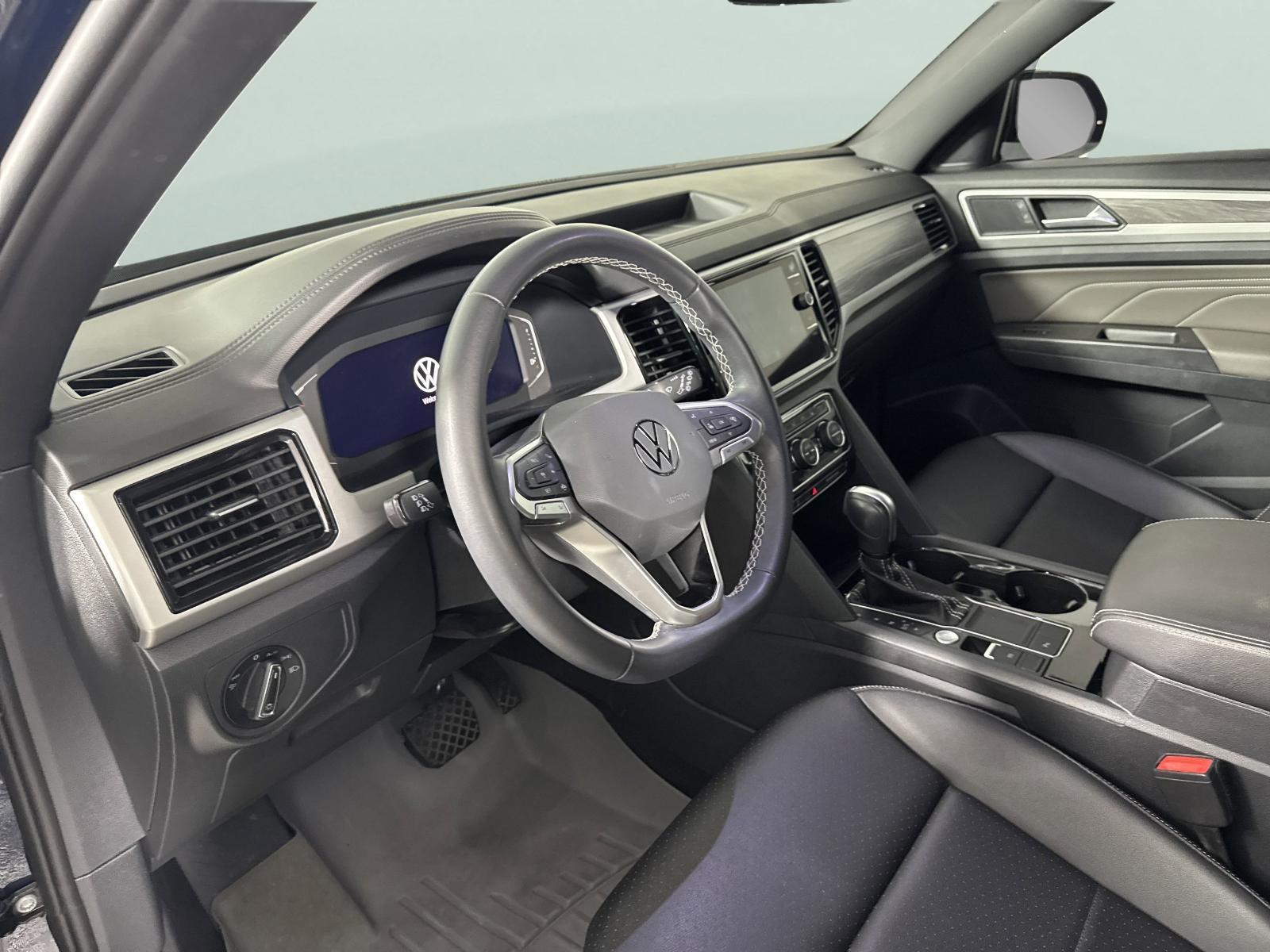 2023 Volkswagen Atlas Cross Sport Vehicle Photo in Georgetown, TX 78626
