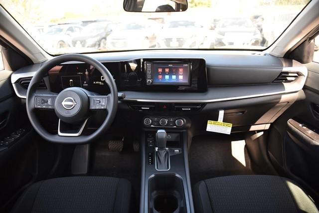 2025 Nissan Kicks Vehicle Photo in Ballwin, MO 63011