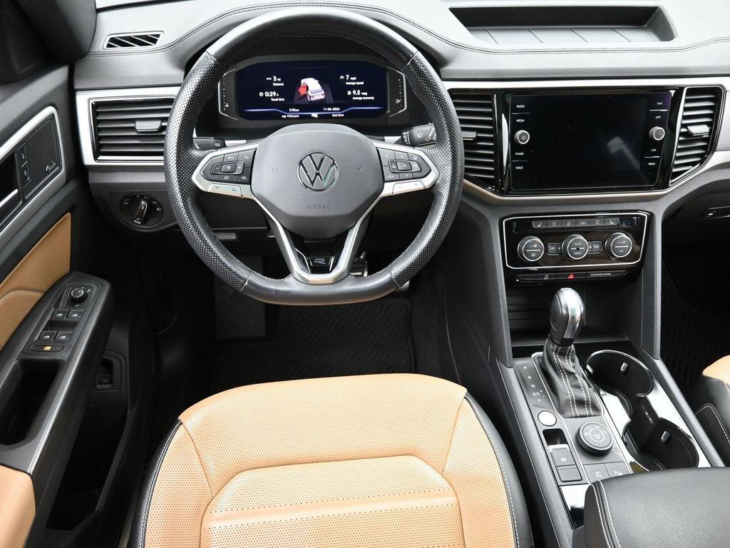 2022 Volkswagen Atlas Cross Sport Vehicle Photo in Marion, IA 52302