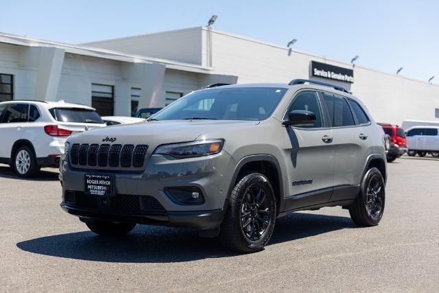 2023 Jeep Cherokee Vehicle Photo in Tigard, OR 97223