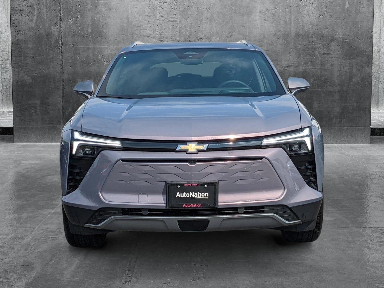 2024 Chevrolet Blazer EV Vehicle Photo in VALENCIA, CA 91355-1705