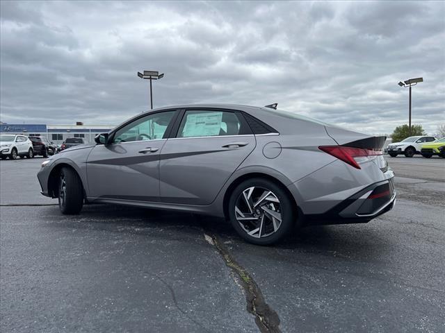 2024 Hyundai ELANTRA Vehicle Photo in Shiloh, IL 62269