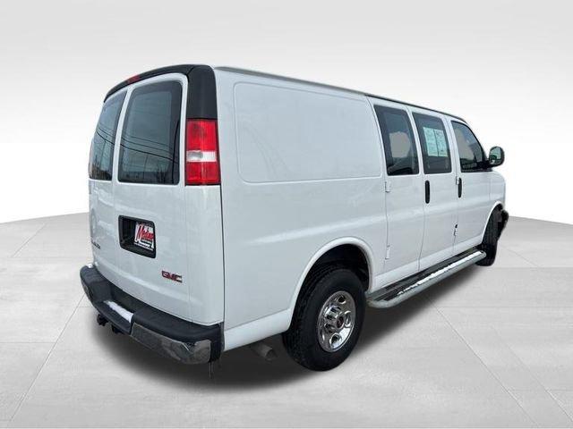 2022 GMC Savana Cargo 2500 Vehicle Photo in MEDINA, OH 44256-9631