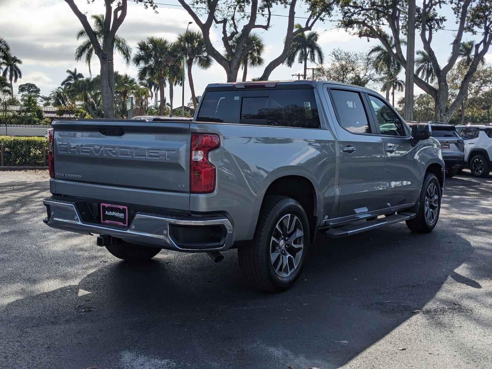 2025 Chevrolet Silverado 1500 Vehicle Photo in GREENACRES, FL 33463-3207