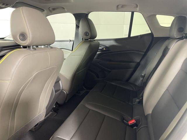 2025 Chevrolet Trax Vehicle Photo in PHOENIX, AZ 85014-3381
