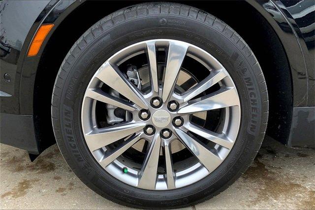 2024 Cadillac XT5 Vehicle Photo in KANSAS CITY, MO 64114-4545