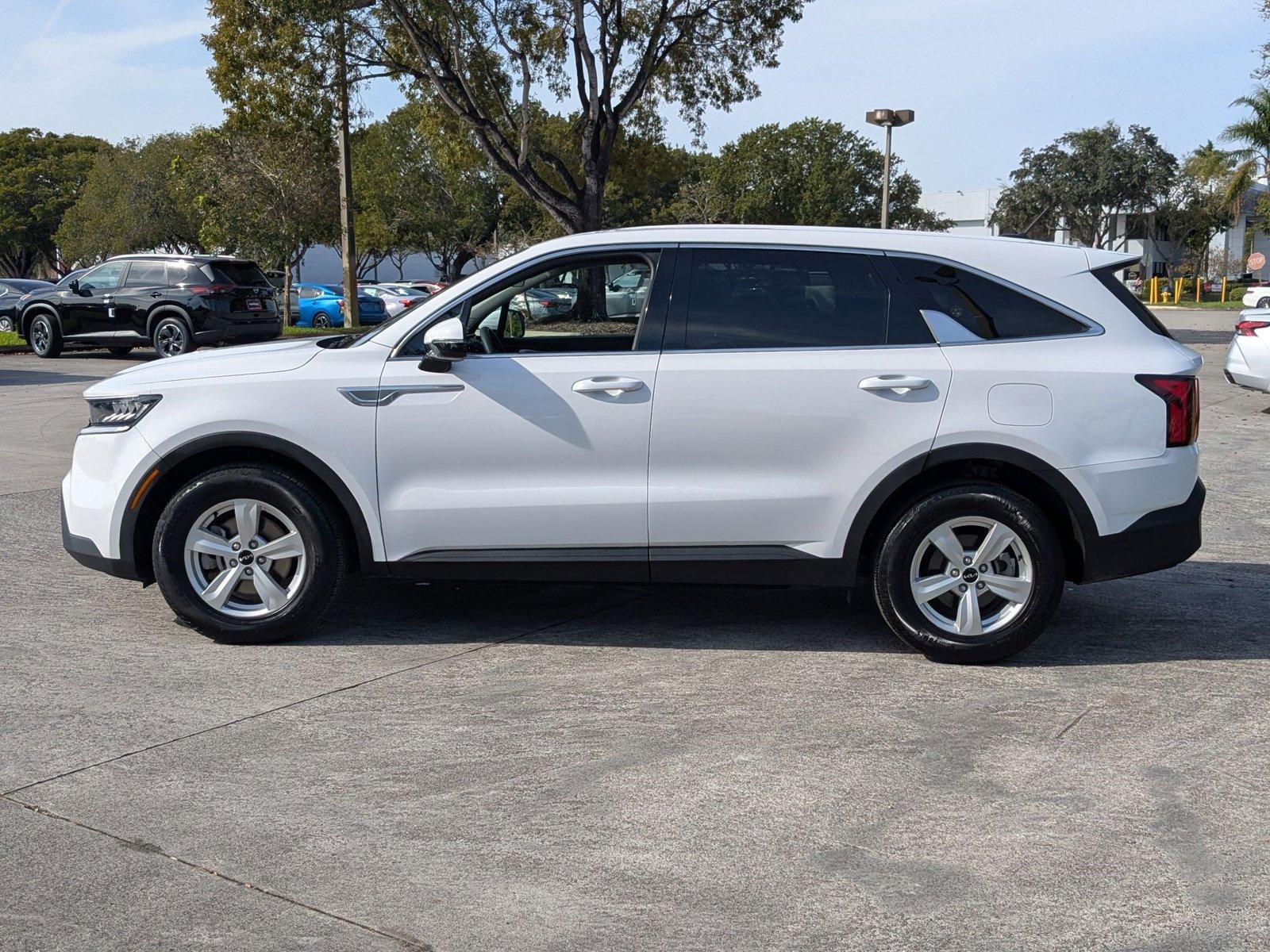 2023 Kia Sorento Vehicle Photo in Pembroke Pines , FL 33084