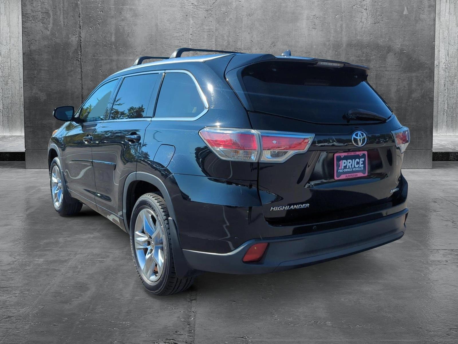 2015 Toyota Highlander Vehicle Photo in Memphis, TN 38125