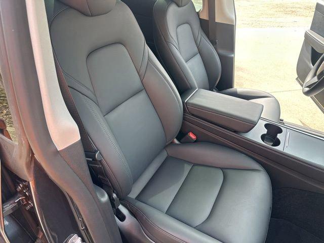 2024 Tesla Model Y Vehicle Photo in MEDINA, OH 44256-9631
