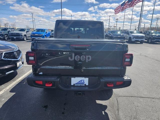 2021 Jeep Gladiator Vehicle Photo in GREEN BAY, WI 54304-5303