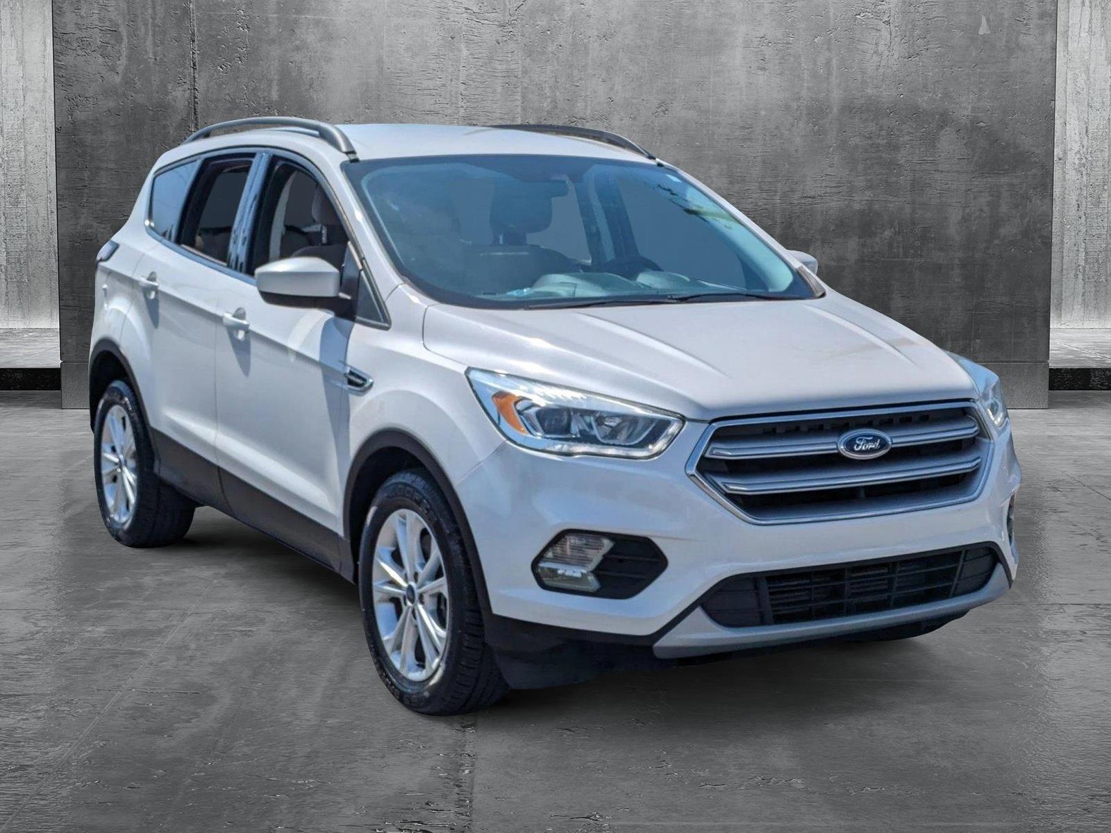 2017 Ford Escape Vehicle Photo in Bradenton, FL 34207