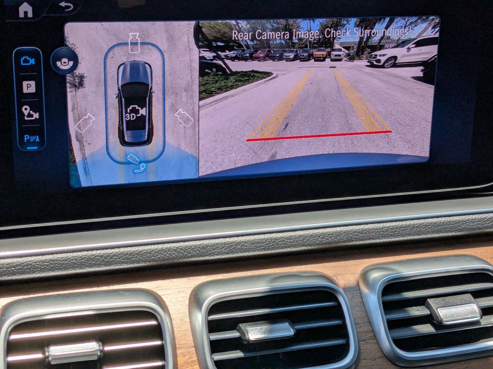 2025 Mercedes-Benz GLE Vehicle Photo in Miami, FL 33169