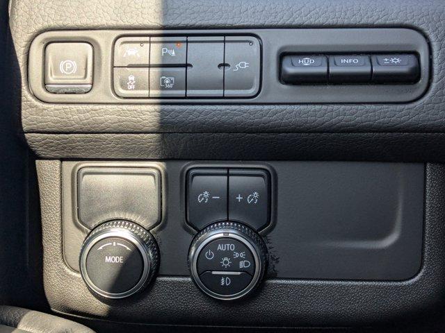2022 GMC Yukon Vehicle Photo in BRUNSWICK, GA 31525-1881