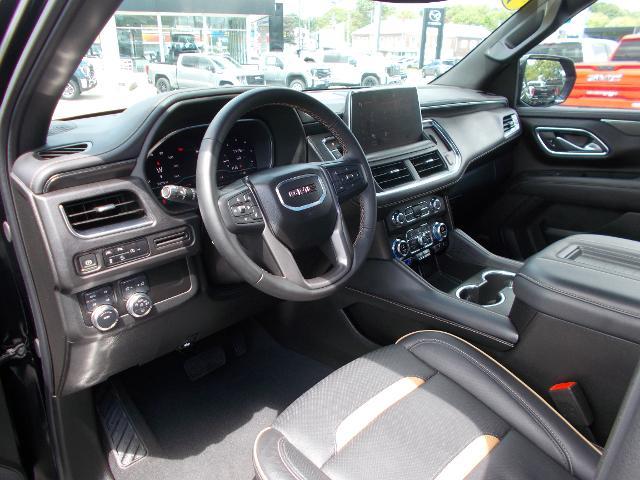 2024 GMC Yukon XL Vehicle Photo in LOWELL, MA 01852-4336