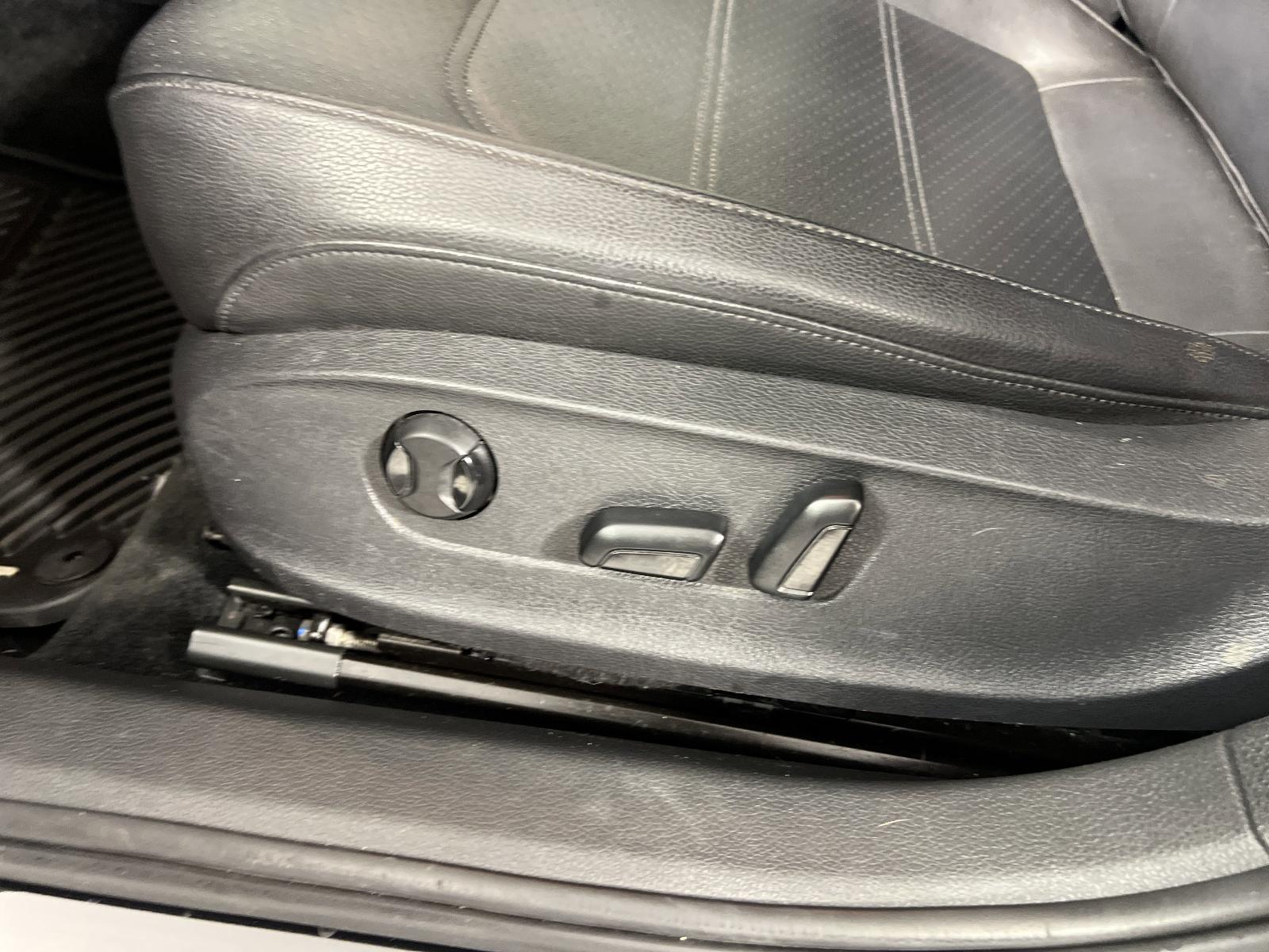 2013 Volkswagen Passat Vehicle Photo in Georgetown, TX 78626