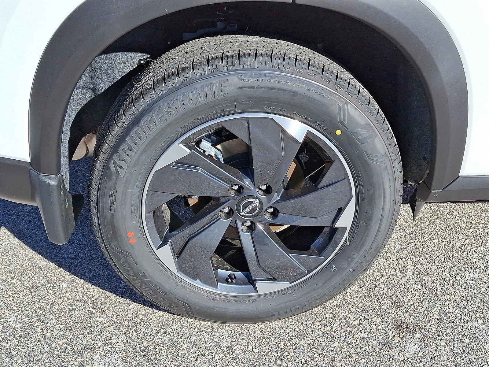 2025 Nissan Rogue Vehicle Photo in Jenkintown, PA 19046
