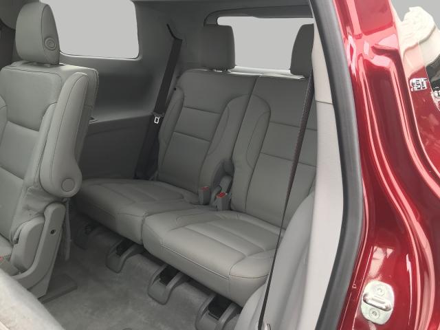 2017 GMC Acadia Vehicle Photo in GREEN BAY, WI 54303-3330