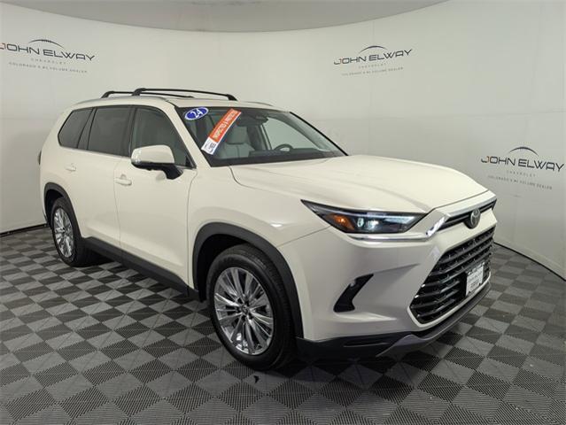 2024 Toyota Grand Highlander Vehicle Photo in ENGLEWOOD, CO 80113-6708