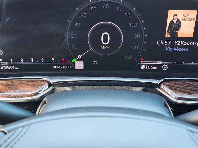 2022 Cadillac Escalade Vehicle Photo in DENTON, TX 76210-9321