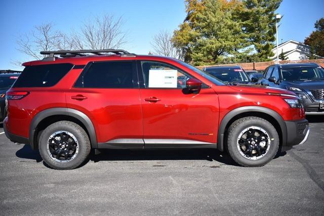 2025 Nissan Pathfinder Vehicle Photo in Ballwin, MO 63011